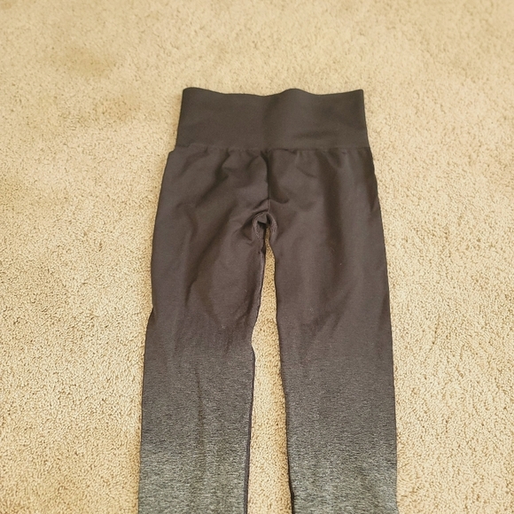 Gymsgark Adapt Ombre Seamless XS - Picture 11 of 11